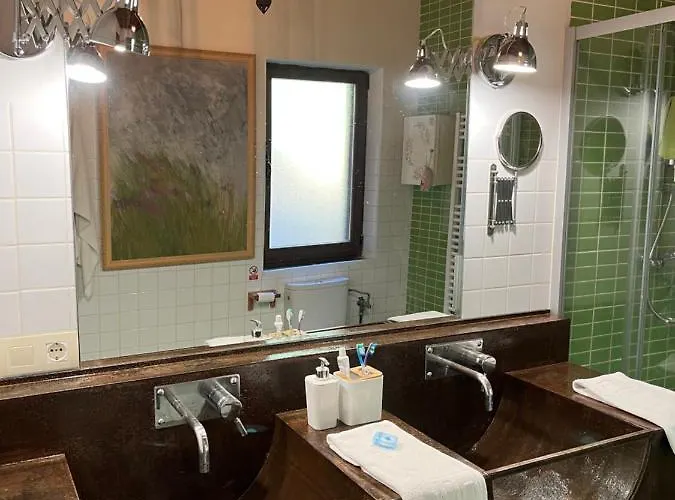 Sanabria - Palacio De La Cuesta * Palacios de Sanabria